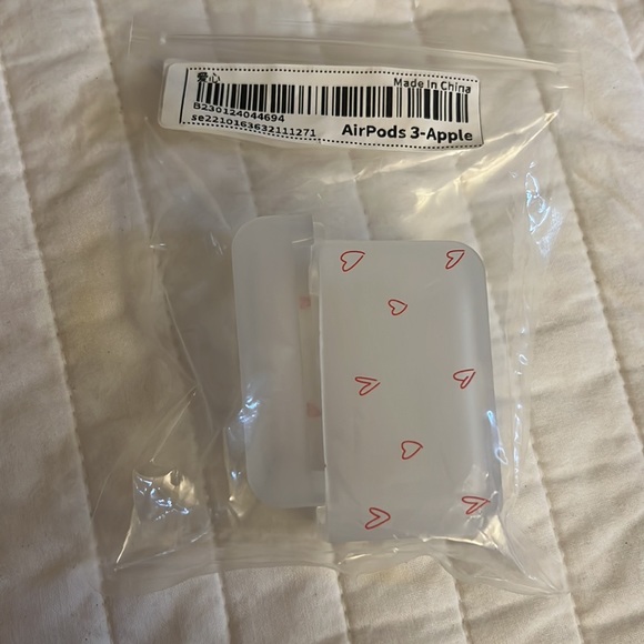 Brand new! AirPods 3 case - Picture 2 of 2